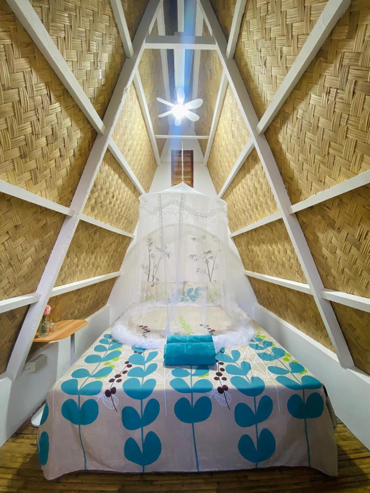 Happy Monkey Hostel エルニド エクステリア 写真