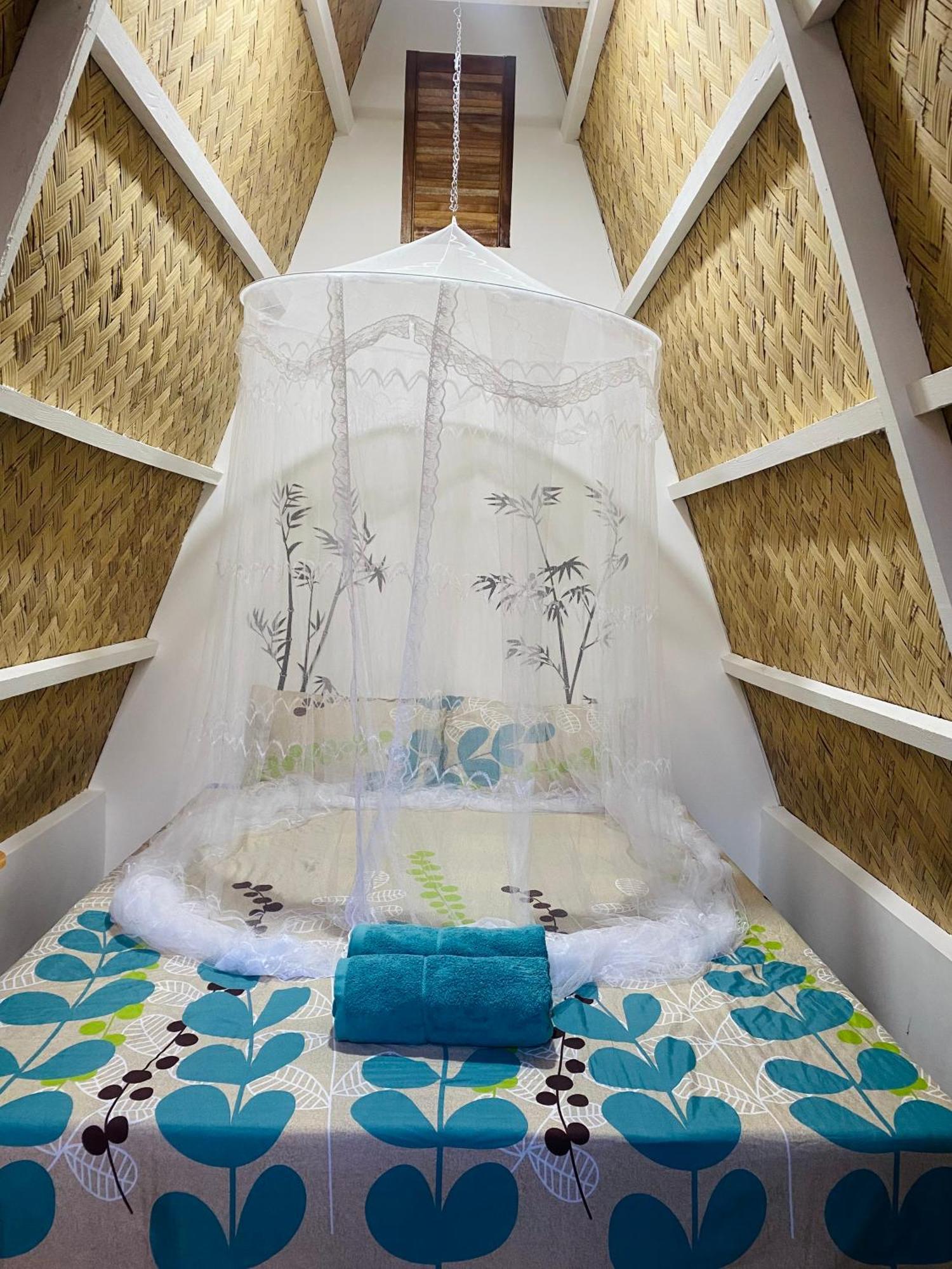 Happy Monkey Hostel エルニド エクステリア 写真